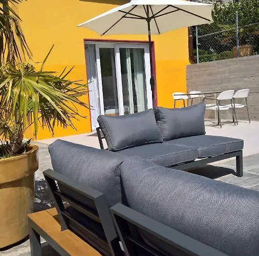 Bed & Breakfast Swiss Borzoi House Vully-les-Lacs