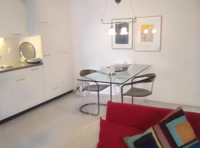 Swiss Borzoi House 4* Vully-les-Lacs