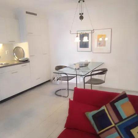 Swiss Borzoi House 4* Vully-les-Lacs