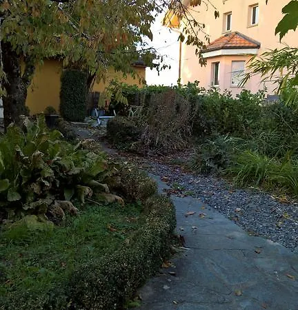 فندق مبيت وإفطار Swiss Borzoi House 4*